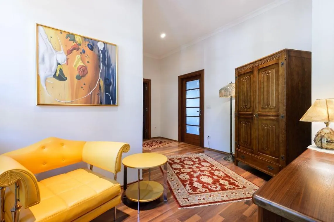 Luxury Seafront Villa Castello Split With Private Heated Pool, Jacuzzi And Sauna At The Beach In Split 0*,  Croacia